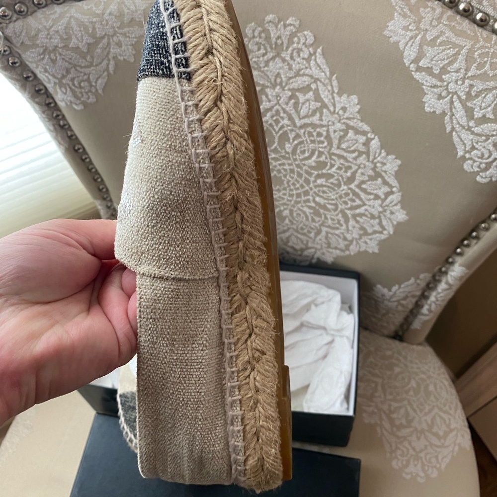 Authentic Chanel Espadrilles - Picture 4 of 15